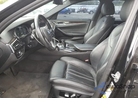 2018 BMW 530Xe из США, поврежденный, VIN WBAJB1C55JB374313